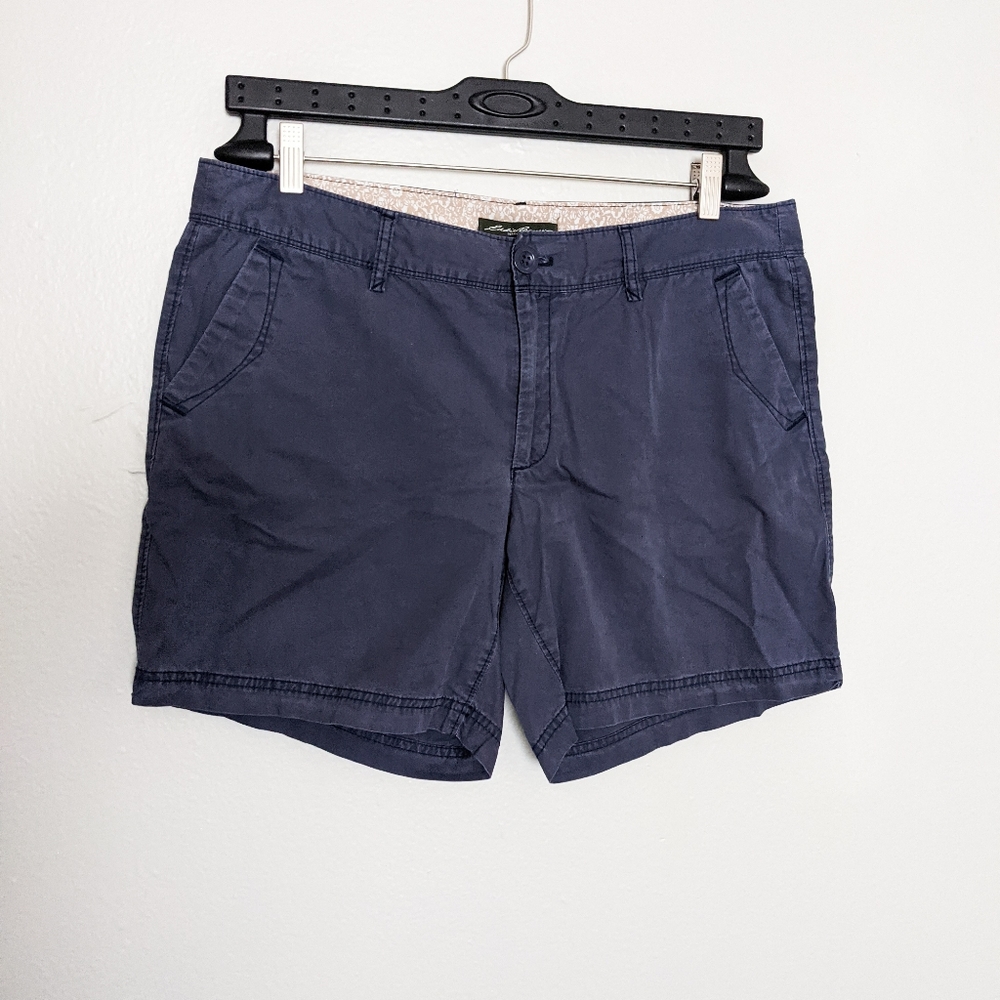 Eddie Bauer navy blue hiking Bermuda shorts
